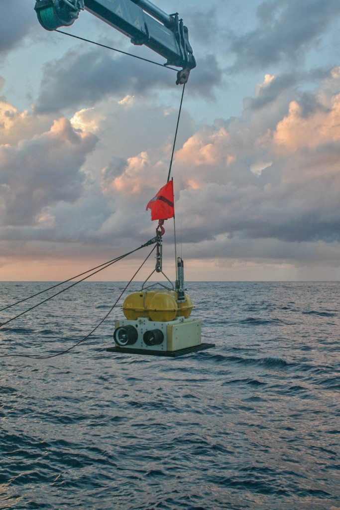 Deployment of a SCRIPPS Ocean Bottom Seismometer from the R/V Endeavor